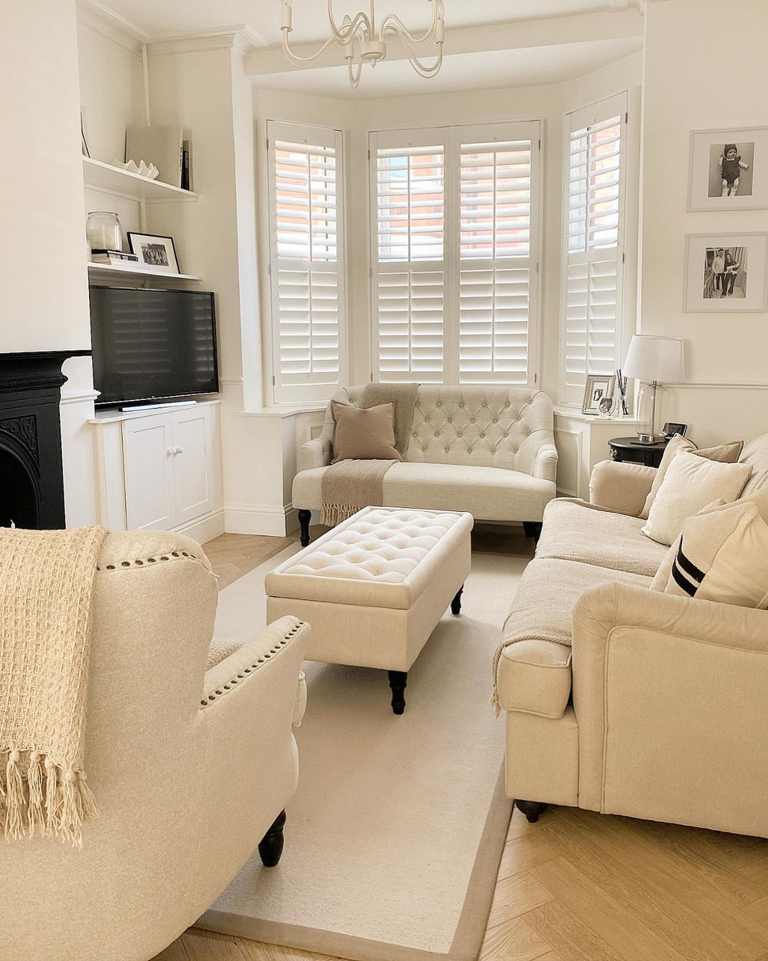 @Welcometothewoodsx 2